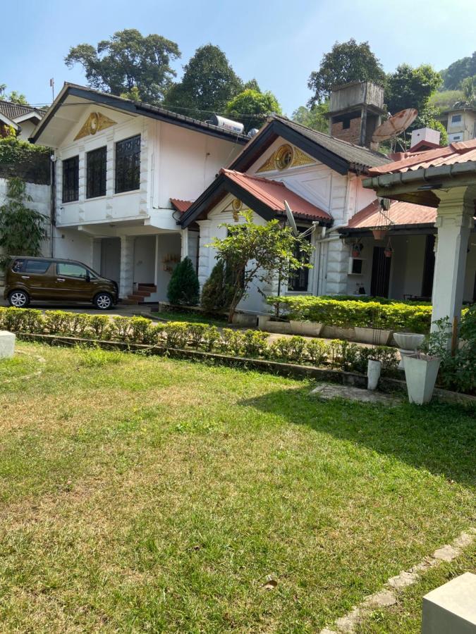 Kandy Garden Villa Exterior photo